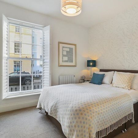 3, Gainsborough House Apartment Cheltenham Bagian luar foto