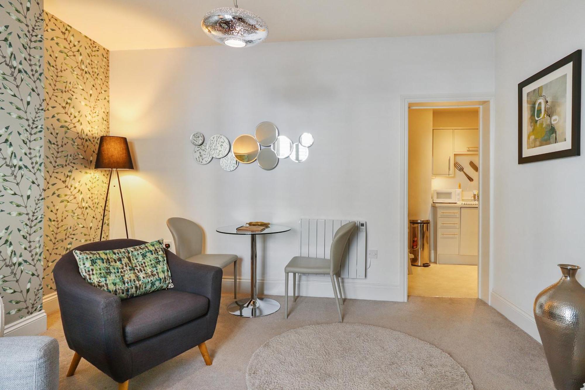 3, Gainsborough House Apartment Cheltenham Bagian luar foto